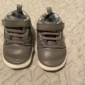 Surprise by Stride rite sneakers